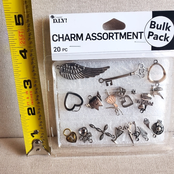 20pc Charm Set - Picture 5 of 5